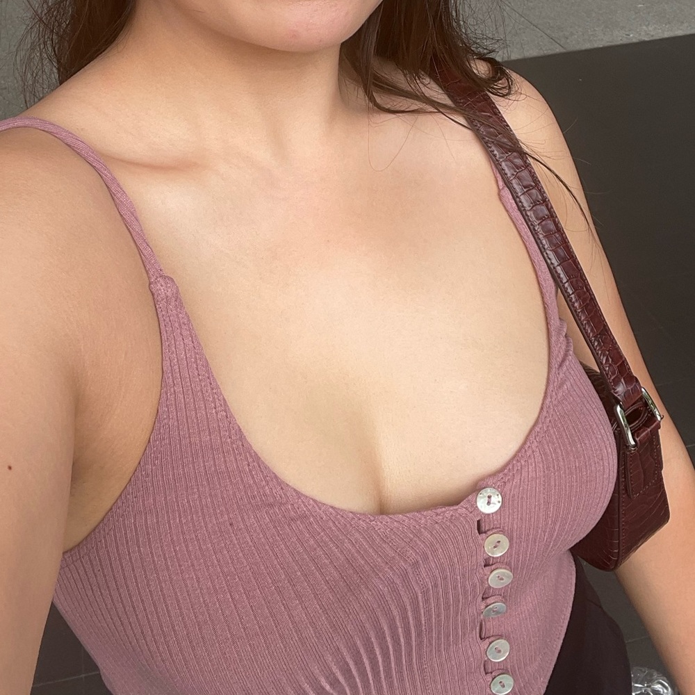 Urban Outfitters Pink Riley V-Neck Ribbed Button Front Cami Crop Top Stretch XS - Picture 5 of 8